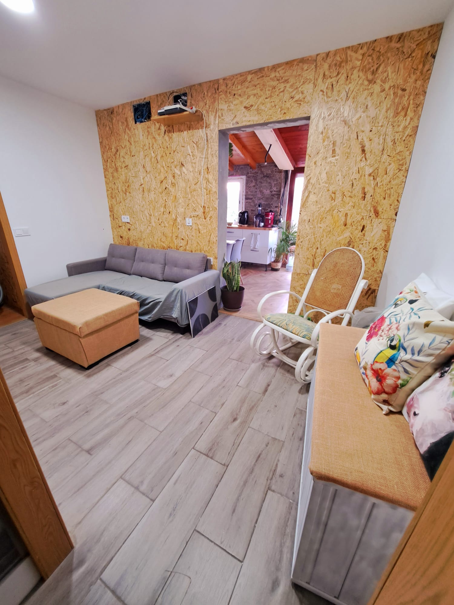 Revestimiento decorativo de pared con acabado madera